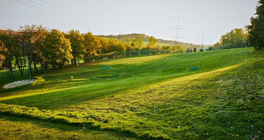 Driving Range immer und für jedermann geöffnet.